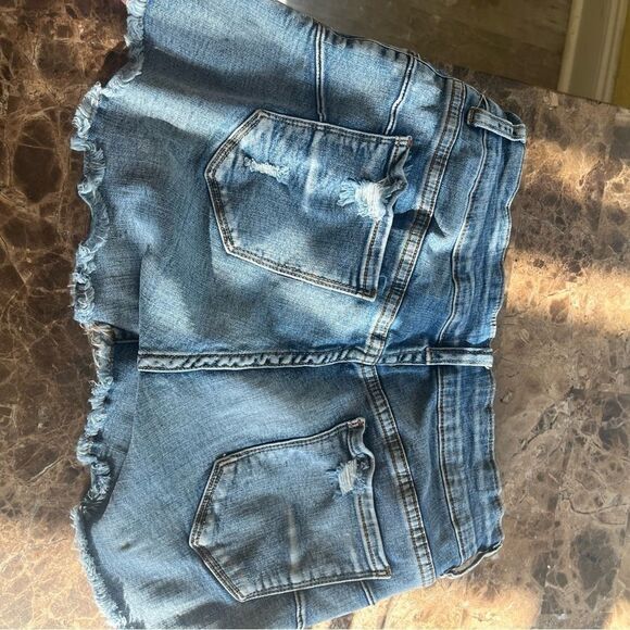 S.O.N.G. Denim Distress Ripped Shorts Size 9​​​​​​ - Picture 11 of 11